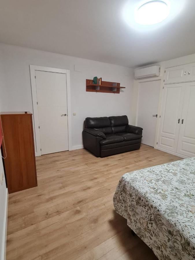 アラウリン・デ・ラ・トレApartamento Loft Acogedorアパートメント エクステリア 写真