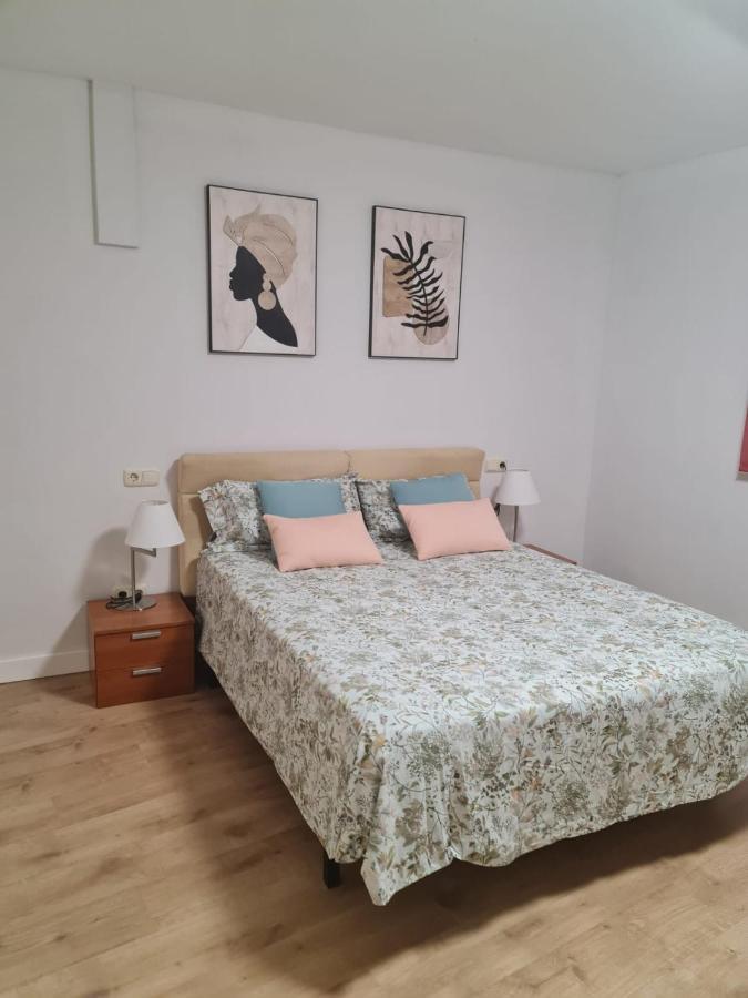 アラウリン・デ・ラ・トレApartamento Loft Acogedorアパートメント エクステリア 写真